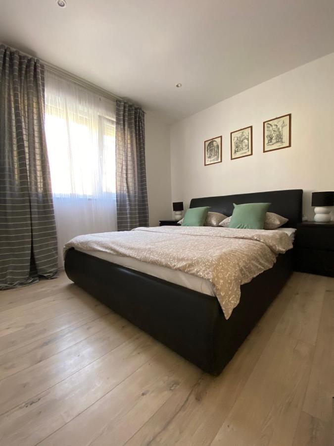 Appartement Apartman Cukar Pula Extérieur photo